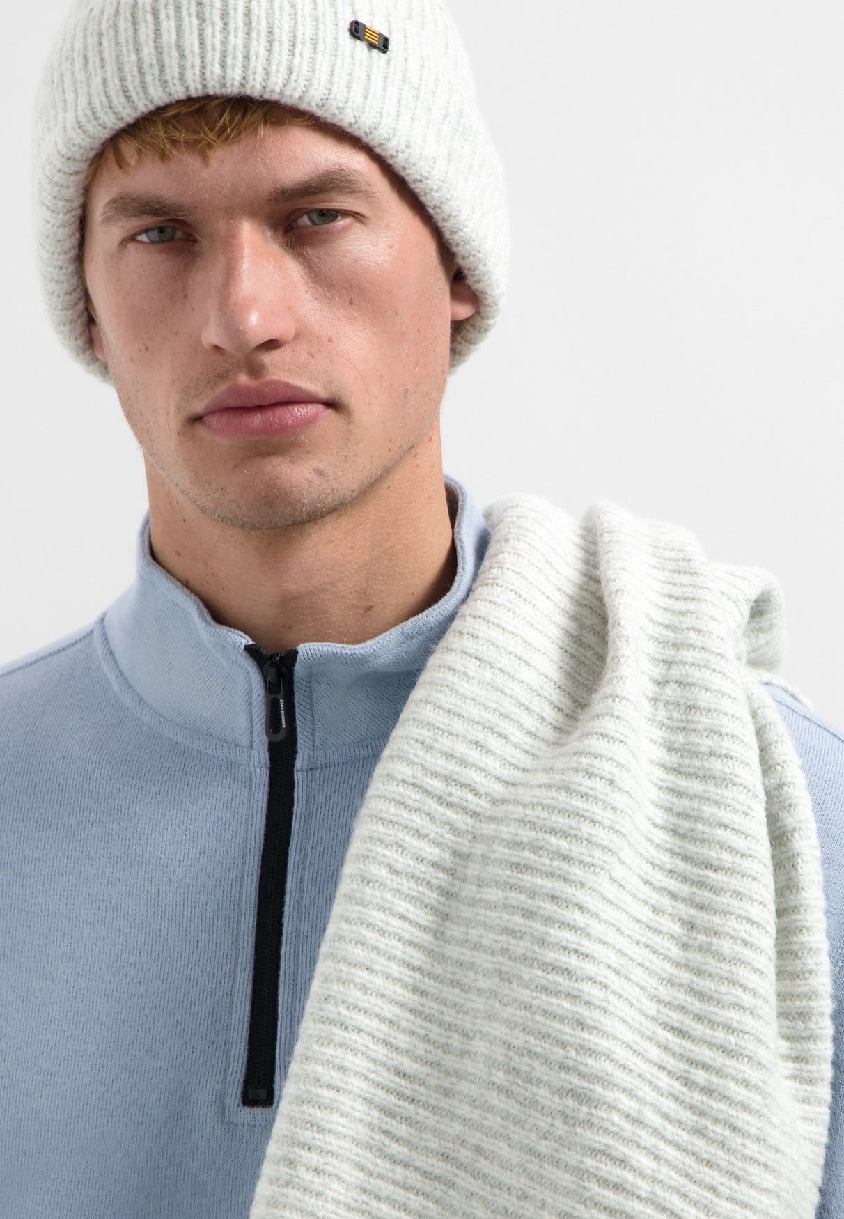 Gebreide ribbenset met sjaal en muts | Grey Melange