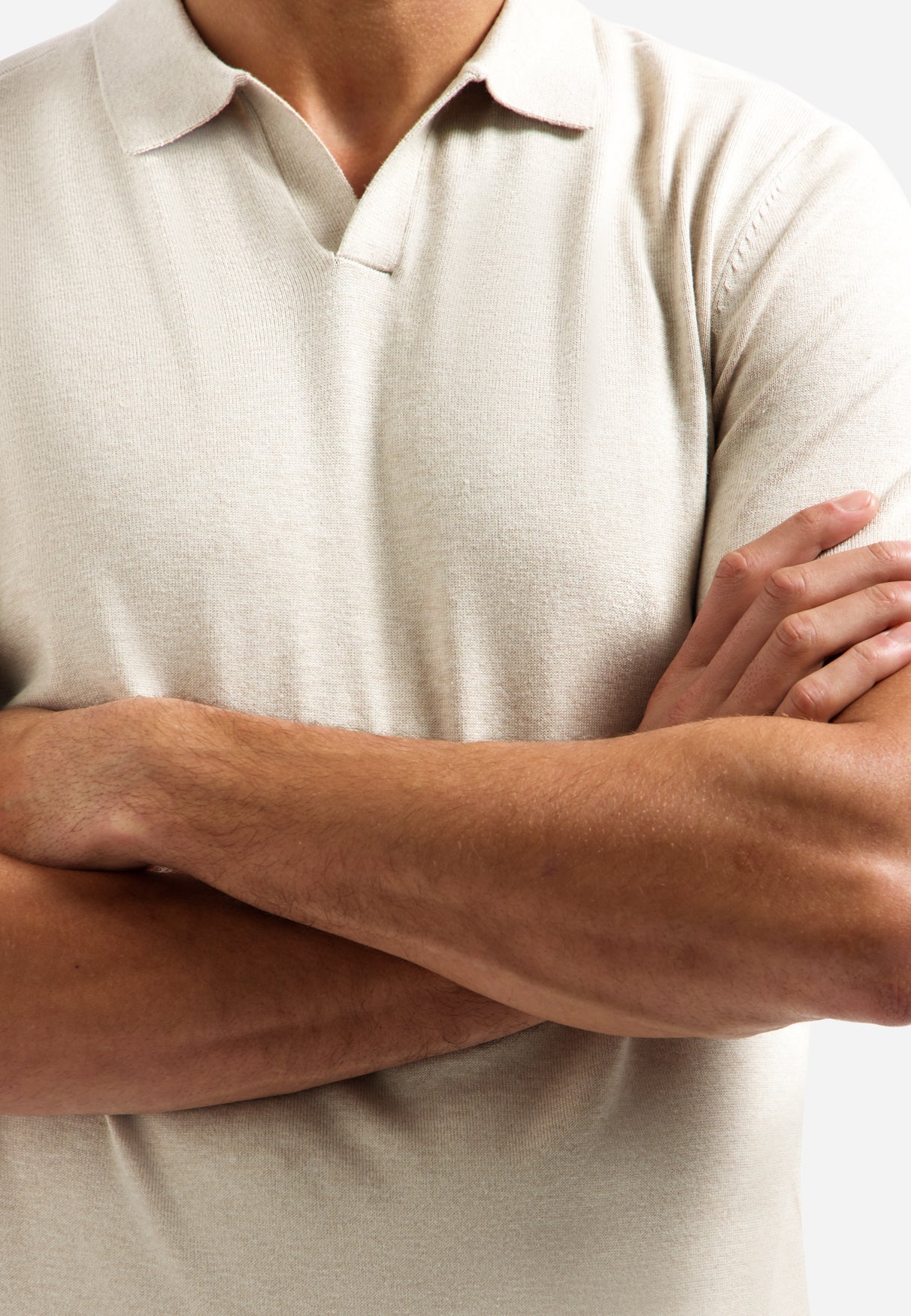 Gebreide polo met V-hals | Desert