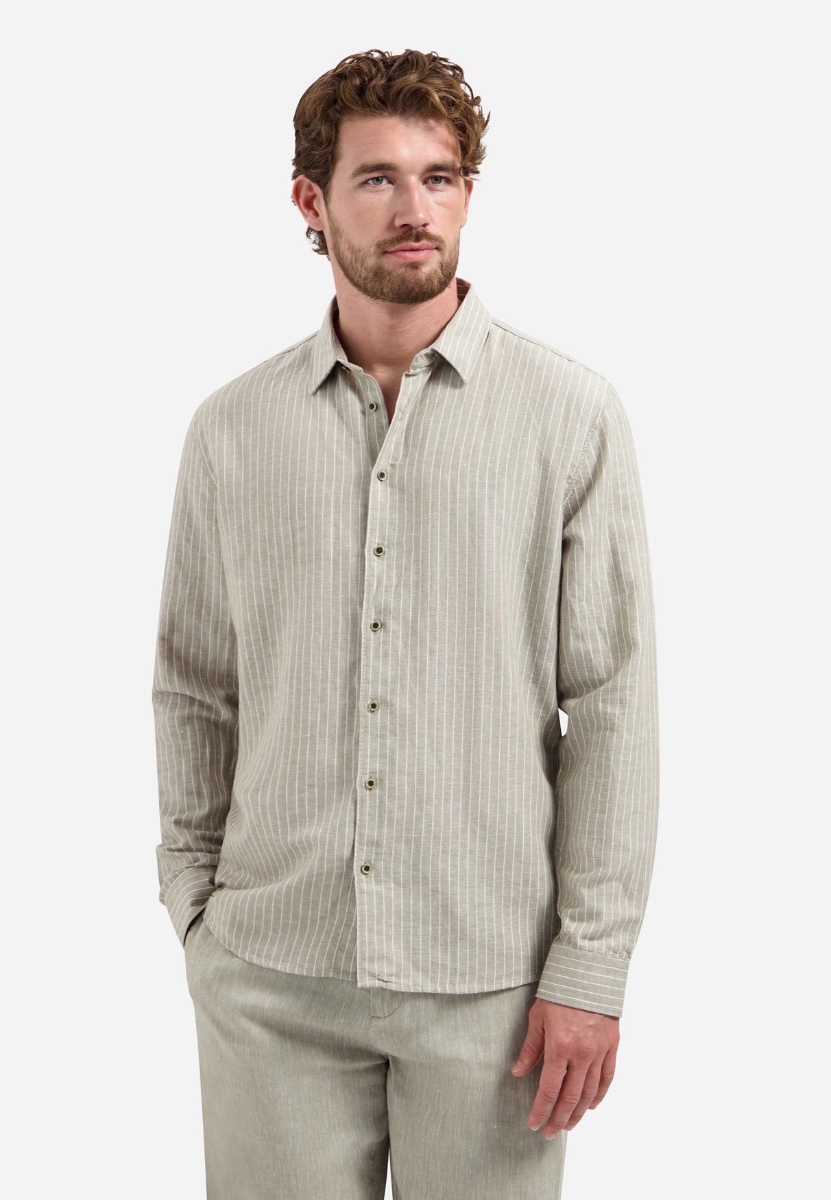 Shirt van linnenmix met fijne strepen | Taupe