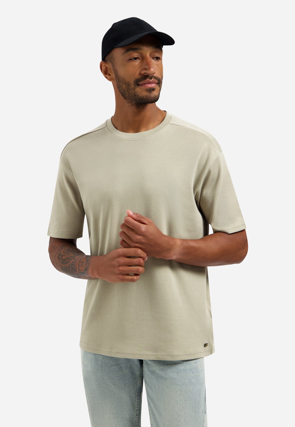 Interlock T-shirt met ronde hals. | Taupe