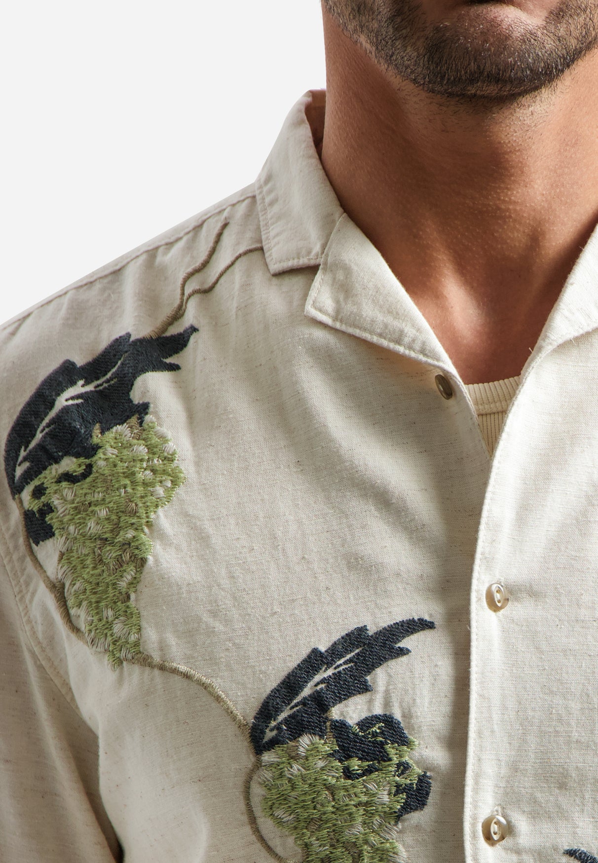 Geborduurd shirt met korte mouwen | Groen