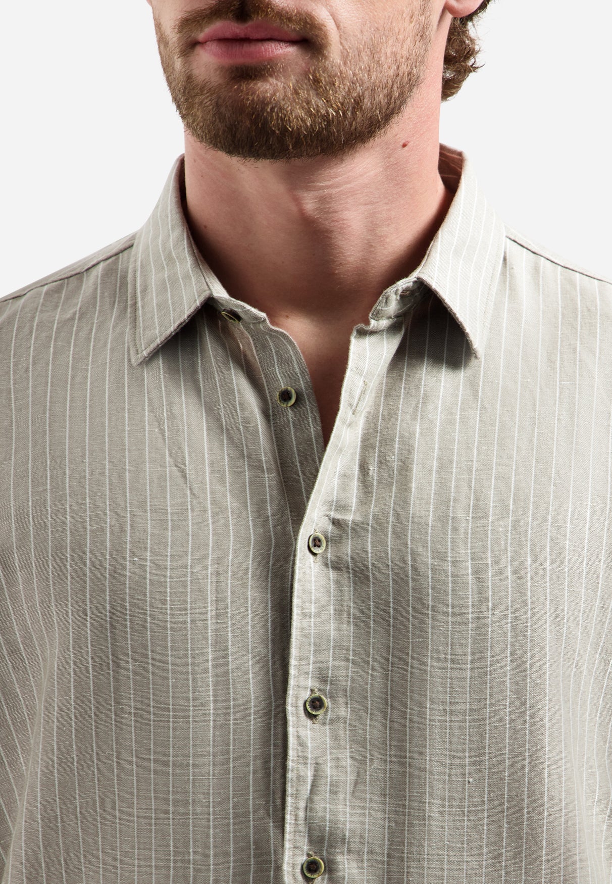 Shirt van linnenmix met fijne strepen | Taupe