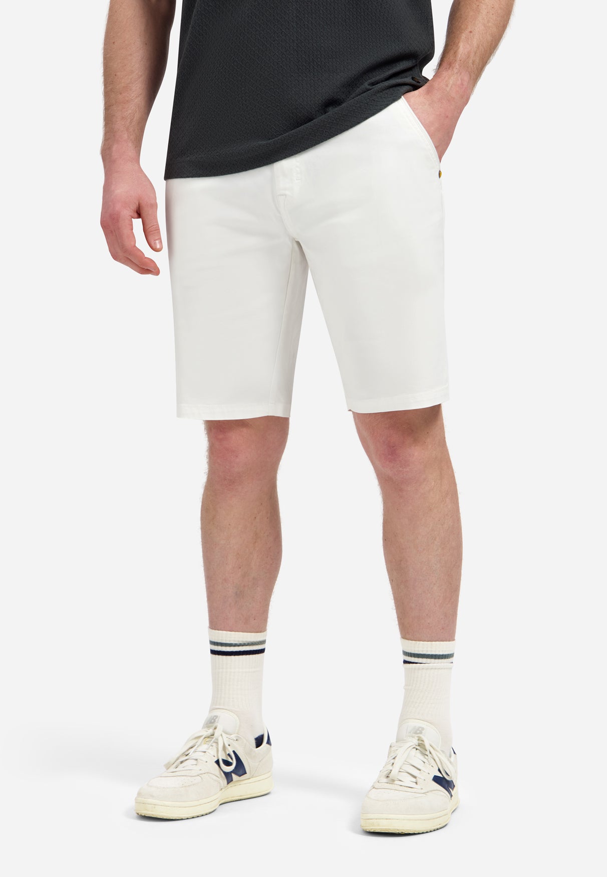 Stretch chino short | White