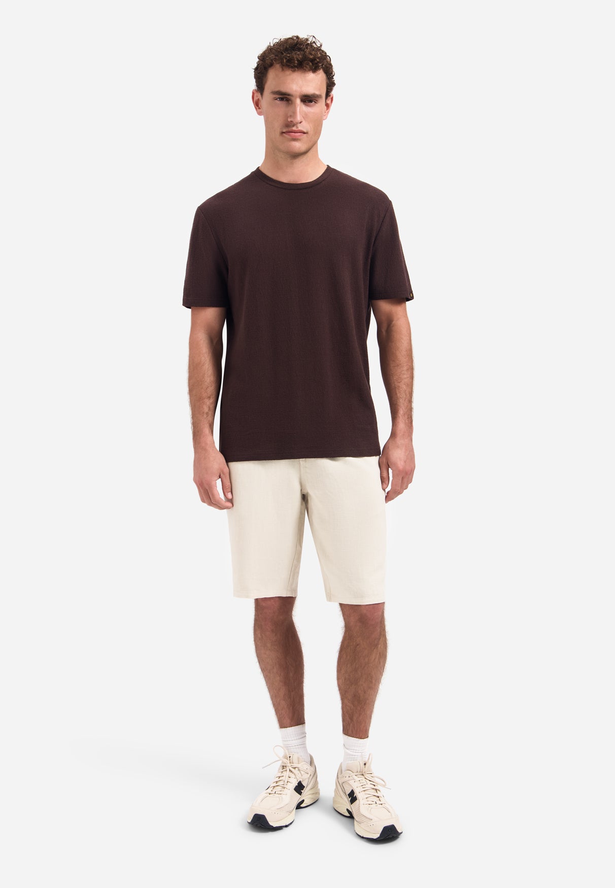 T-shirt met ronde hals en korte mouwen | Dark Brown