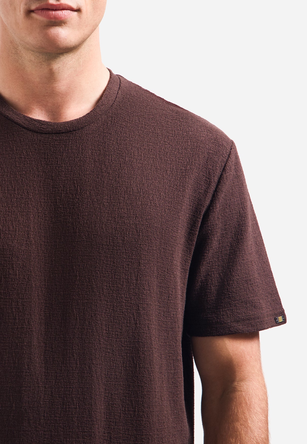 T-shirt met ronde hals en korte mouwen | Dark Brown