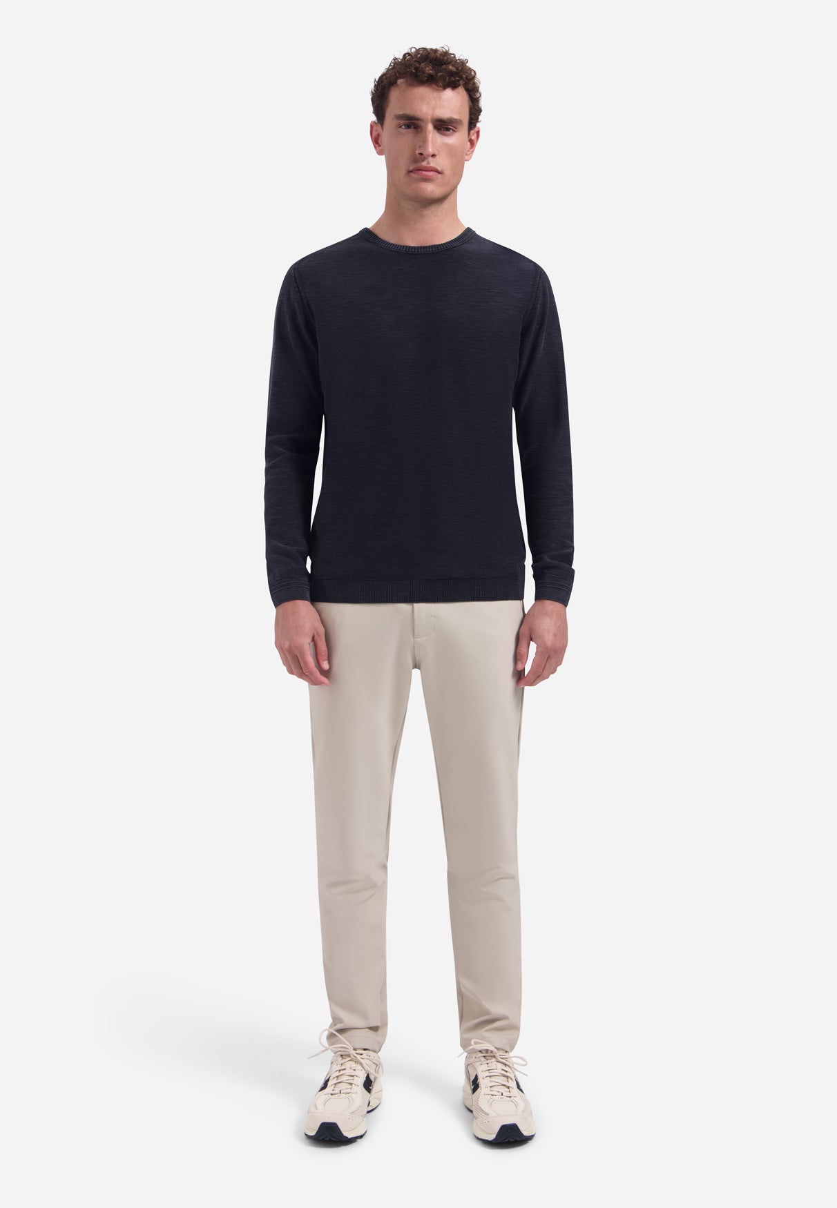 Timeless Basics Stone Washed Trui | Zwart