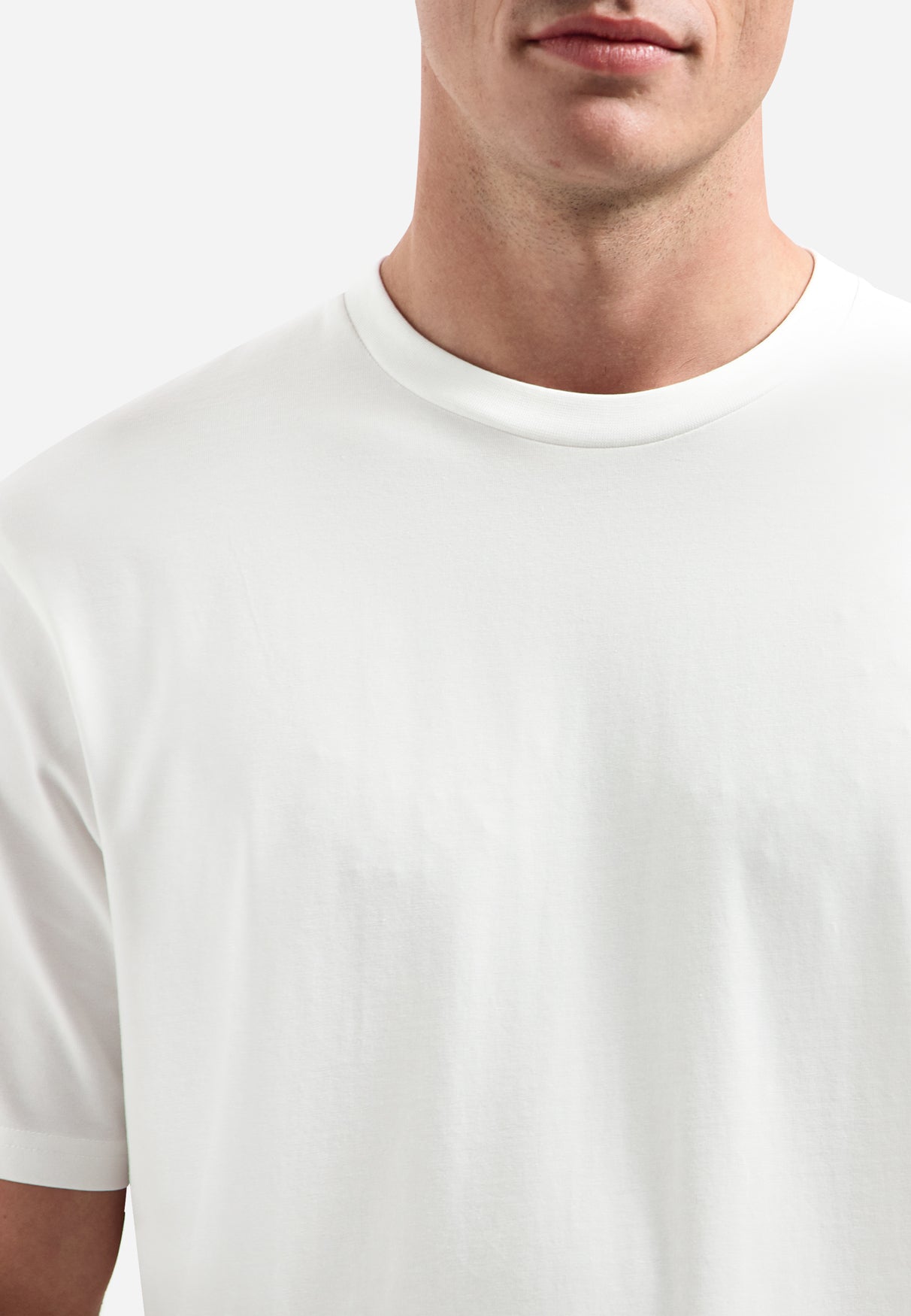 Timeless Basics Basic T-shirt | White
